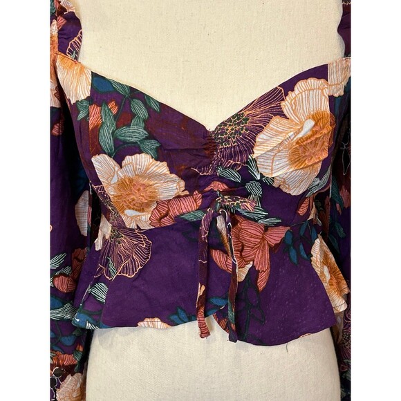 NWT small Floriane floral ruched crop top - Picture 3 of 5